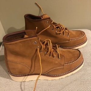 NWOT Red Wing Leather Suede Boots